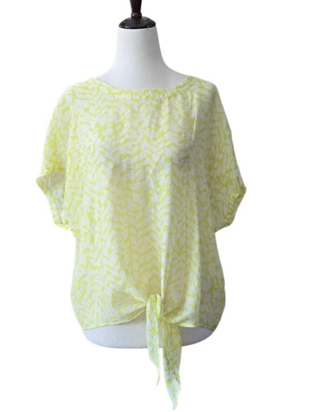 VINCE CAMUTO Womens Blouse L Lime Green White Tie Front Short Sleeve Printed Top